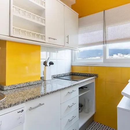Alcam Playa Apartment Estepona
